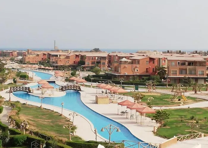 Florence In Marina Wadi Degla Ain Sokhna - Ground Floor With 360 Sqm With Private Garden Chalet Ain Suchna